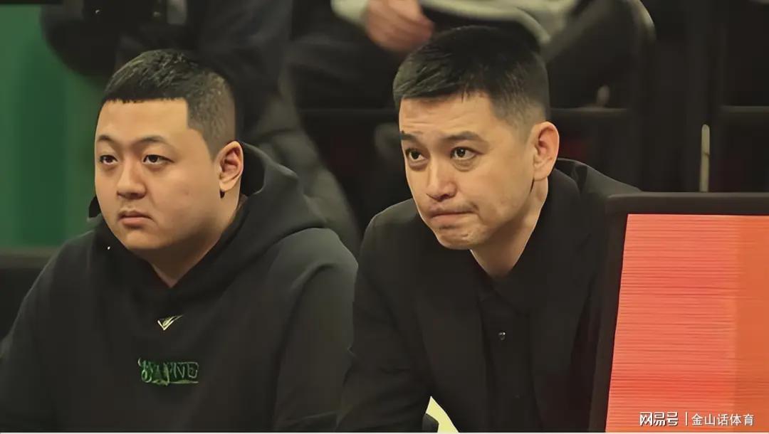 网页版登录入口地址-又输了！3个首发，2个得0分，一个得2分，41岁少帅，赛后又甩锅