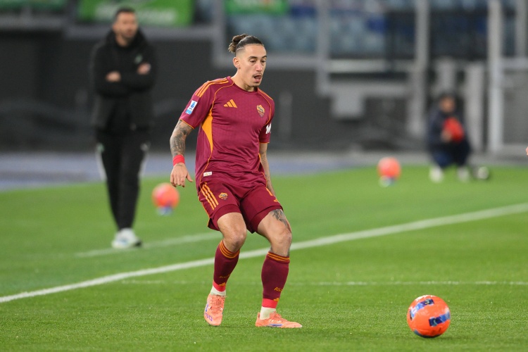 英媒：利物浦考虑召回齐米卡斯，此举能为罗伯逊的离队铺平道路